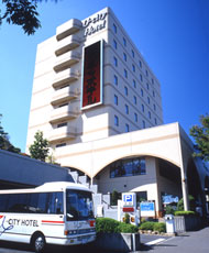 成田U-シティホテル外観